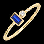 Bague maelis – or jaune 9 carats, saphir et diamant synthétiques Bague maelis – or jaune 9 carats, saphir et diamant synthétiques
