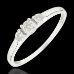 Bague trilogie premi�re etoile - or blanc 18 carats