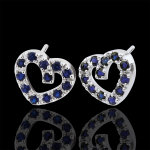 Boucles d'oreilles coeur en fête - saphirs - or blanc 9 carats Boucles d'oreilles coeur en fête - saphirs - or blanc 9 carats