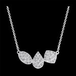 Collier destine - clo - or blanc 9 carats et diamants