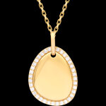 M�daille galet sertie � graver am�lie � or jaune 9 carats et diaman