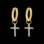 Une paire de boucle d'oreille mix en or jaune 18 carats Une paire de boucle d'oreille mix en or jaune 18 carats