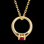 Pendentif 'cutie ring' - or jaune 9 carats et rubis synthtique