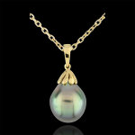 Pendentif goutte de nacre - or jaune 9 carats