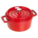Cocotte en fonte ronde rouge cerise 22 cm avec couvercle � bouton. . . 142976