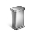 Poubelles rectangulaires  pdale 45 litres avec rserve  sacs (. . . 242112