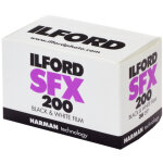 Ilford sfx 200 135 36 poses