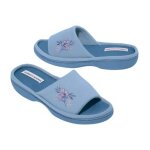 Chaussons d et fleuris