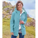 Coupe - vent cir  capuche