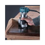 Affleureuse makita rt0700c (710 w - 6 / 8 mm)