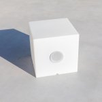 Cube enceinte bluetooth carry play blanc plastique h40cm Cube enceinte bluetooth carry play blanc plastique h40cm
