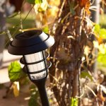 Lot de 2 torches solaires cambridge noir plastique h43cm Lot de 2 torches solaires cambridge noir plastique h43cm