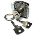 Serrure en applique cylindre l. 44 x l. 40 x axe 20 mm Serrure en applique cylindre l. 44 x l. 40 x axe 20 mm