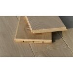 Parquet massif chêne 20 x 186 mm, brut, non traité longueur : 400 - 2000 mm (2, 16 m² / paquet) Parquet massif chêne 20 x 186 mm, brut, non traité longueur : 400 - 2000 mm (2, 16 m² / paquet)